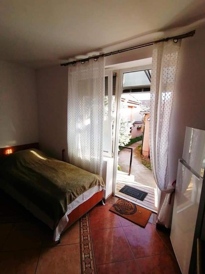 Hostel Pascalis Alesd Eksteriør billede